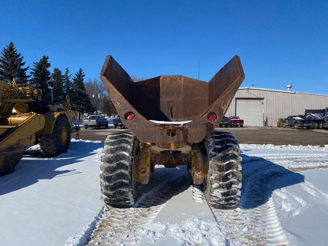 1997 MOXY MT-30 - Image 9